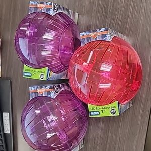 🥳Host pick🥳Kaytee 7" LED Run-About Exercise Ball  Hamsters & Gerbils